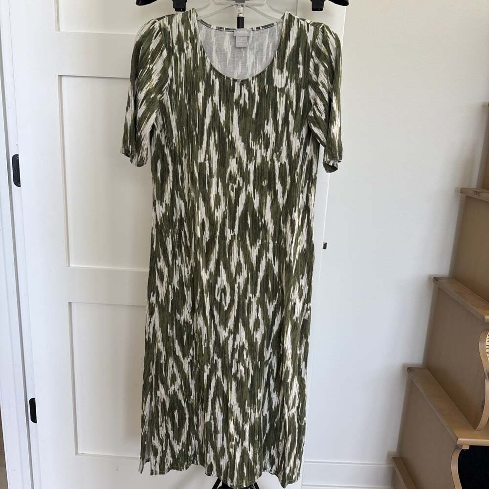 Chico's Green White Ikat Print Knit Dress Stretch Short Sleeve Midi Size S (0)